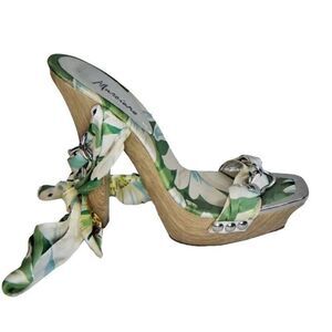 Marciano Sandal 